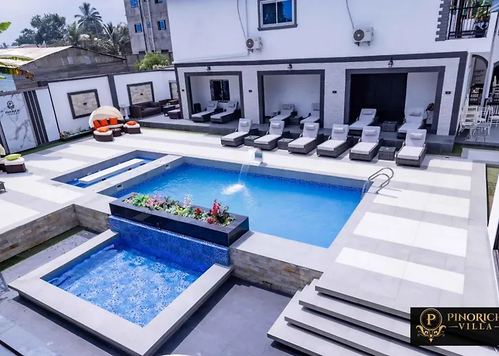 Pinorich Hotel