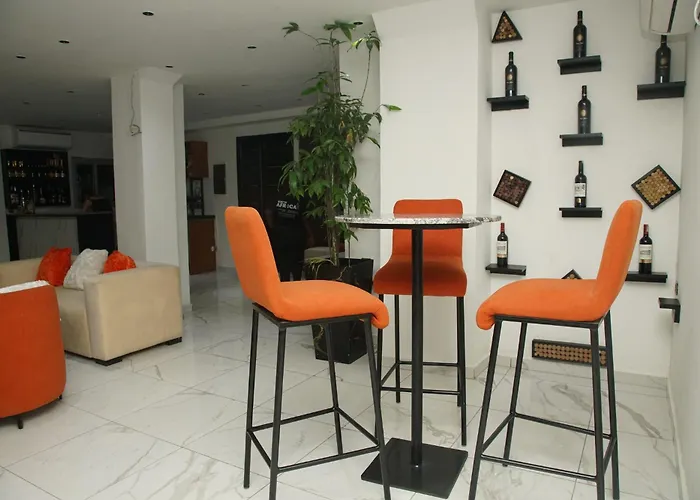 Hotel Exotic Plaza