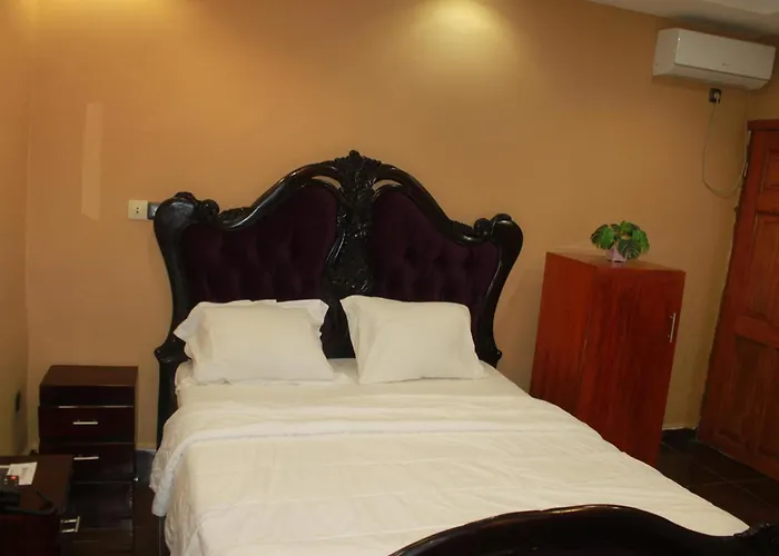 Enoh Presidential Apartment Hotel